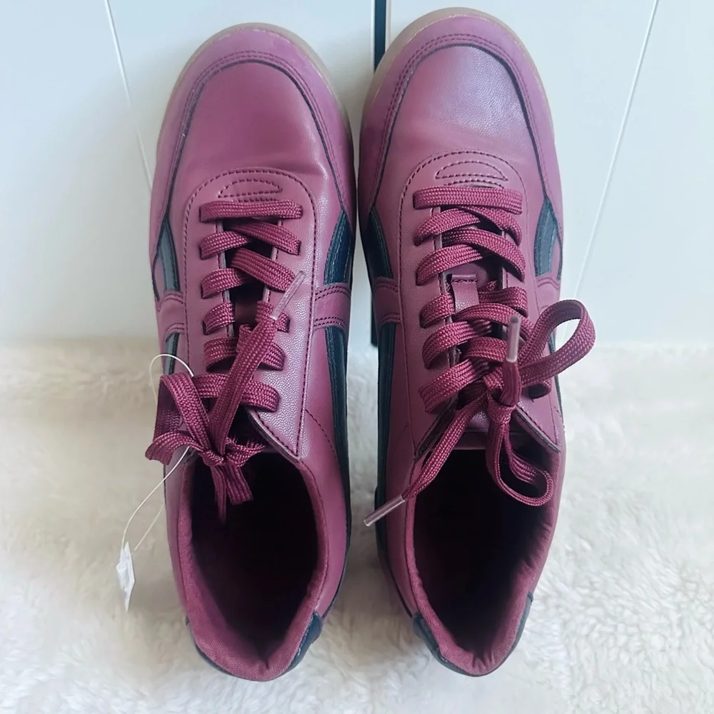 Next Comfort Retro Trainers - Picture 5 of 16